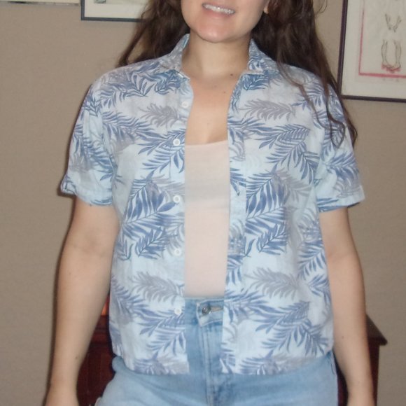 Custom Cropped button front top - Picture 1 of 7